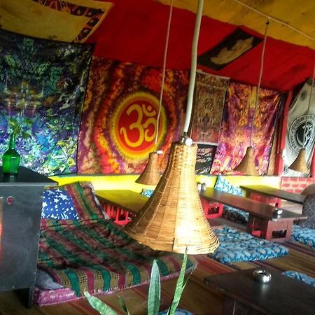 Om Shanti Om Homestay ハンピ エクステリア 写真